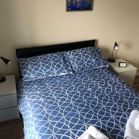 Claire'S Airbnb 2 Belfast Exteriör bild