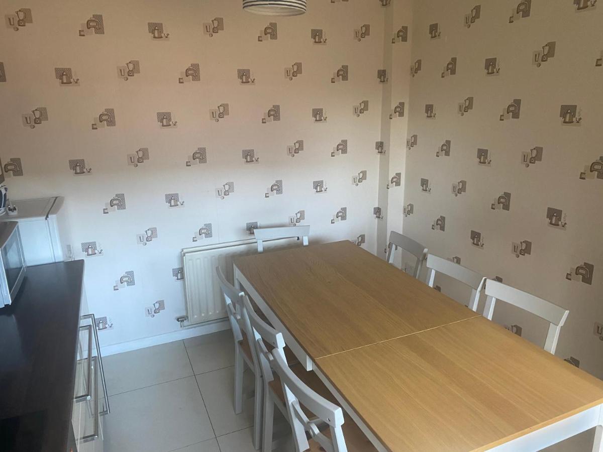 Claire'S Airbnb 2 Belfast Exteriör bild